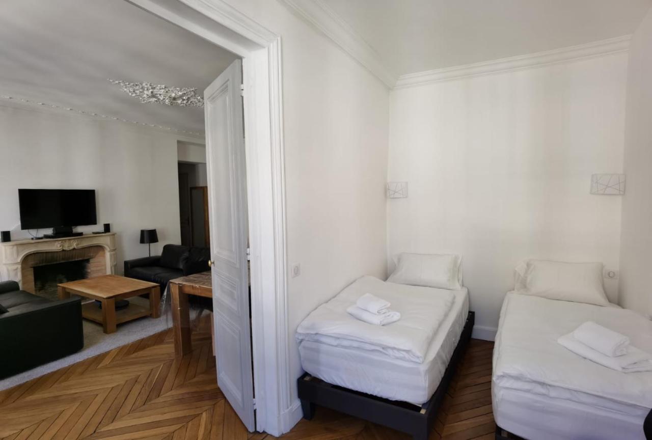 Ferienwohnung 3 Pieces 4****, Au Coeur Du Quartier Historique Versailles Exterior foto