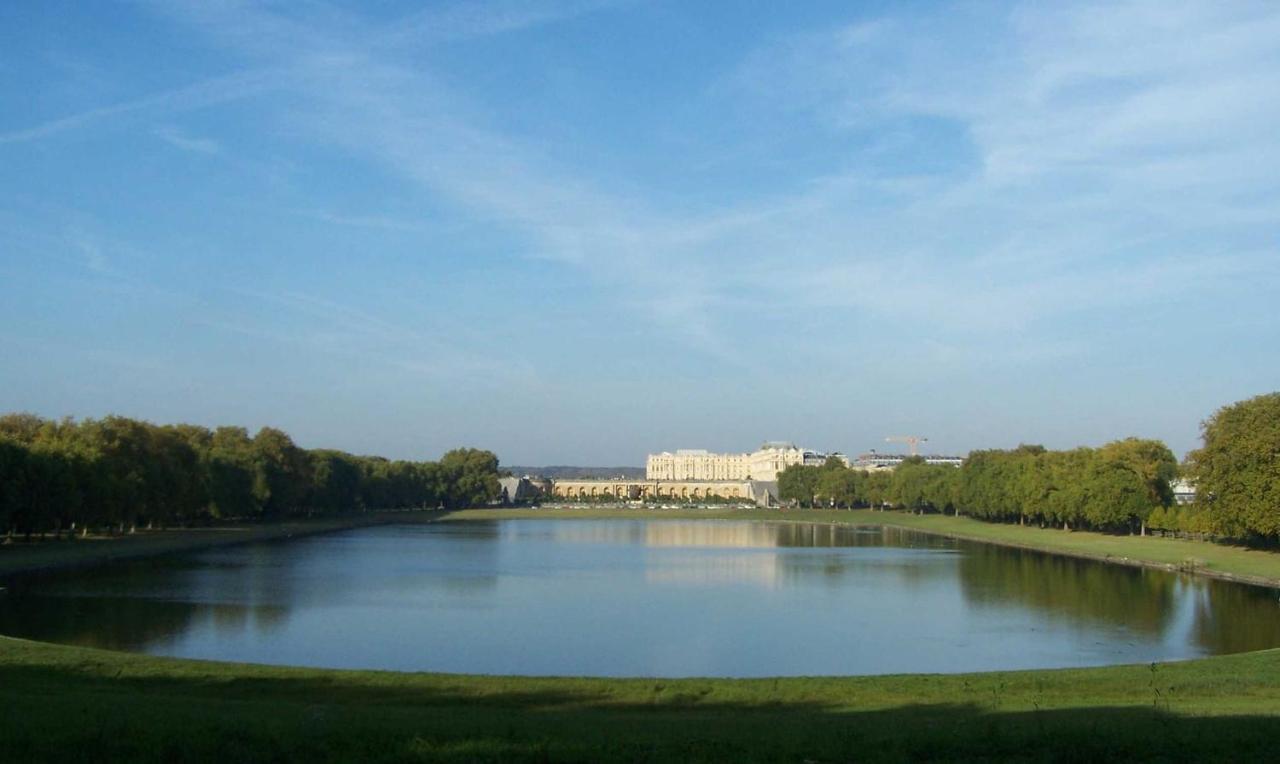 Ferienwohnung 3 Pieces 4****, Au Coeur Du Quartier Historique Versailles Exterior foto
